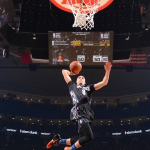 开云app下载-华丽败北，当三双机器被锁死，雄鹿用防守重新定义胜负哲学，铁血防守绞杀三双传奇，雄鹿重塑胜利法则